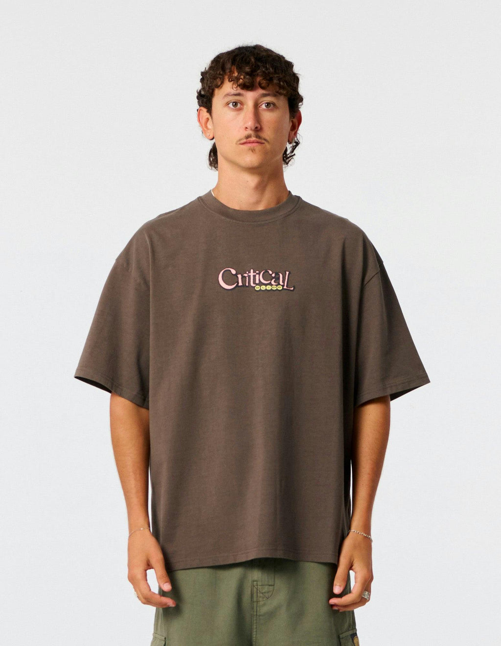 Friends Tee - Ashphalt