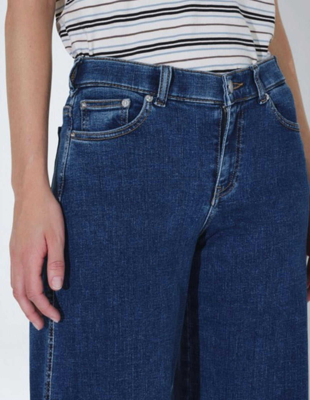 Zila Mid Wide Jeans - Vale Mid Plain