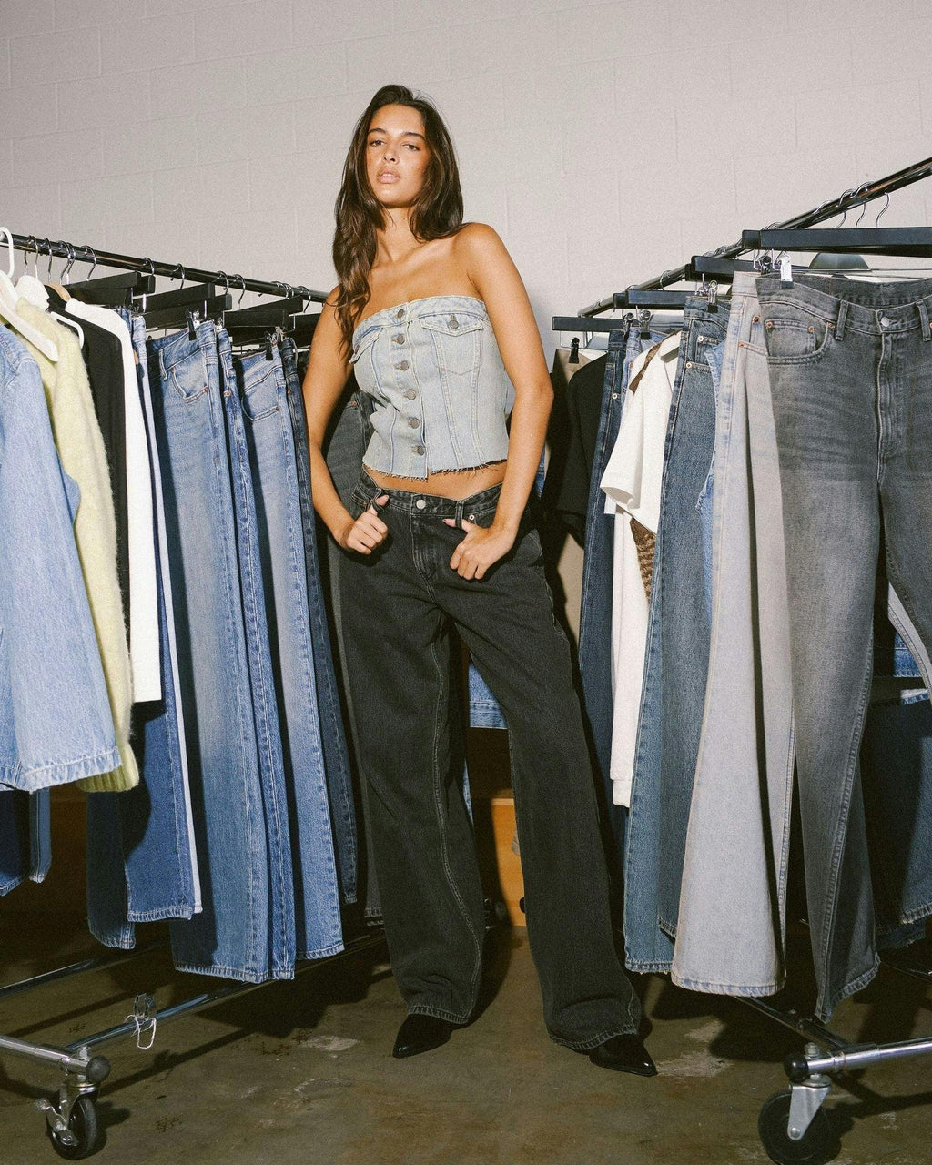 Hill Low Relaxed Jeans - Aged Black