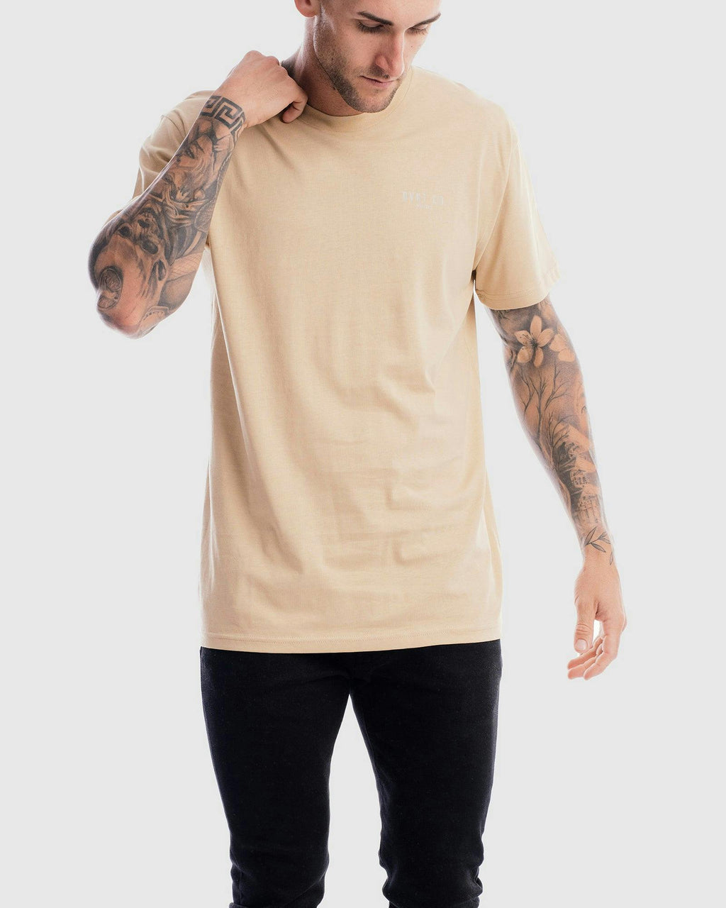 Locale Tee