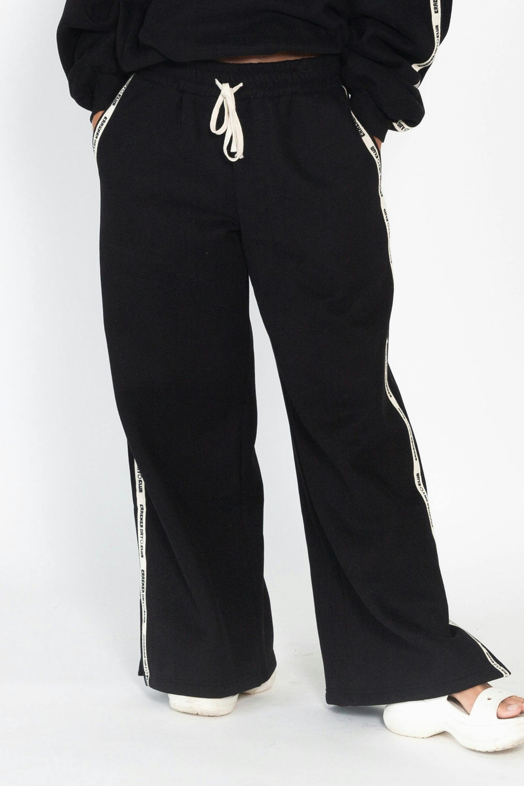 Cloud Racer Sweatpants - Black