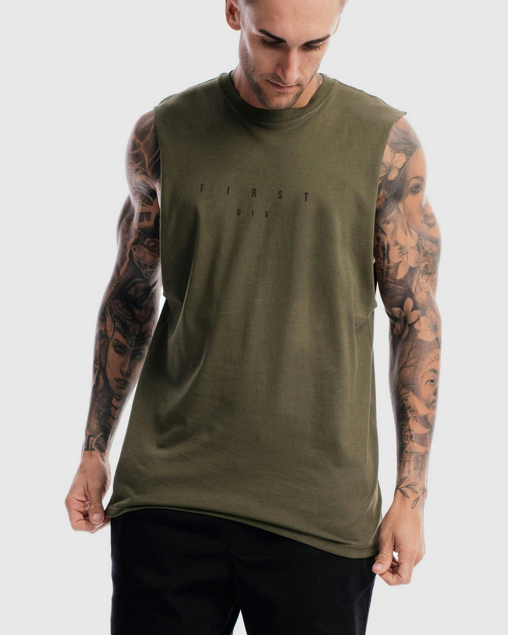 Stature Tank