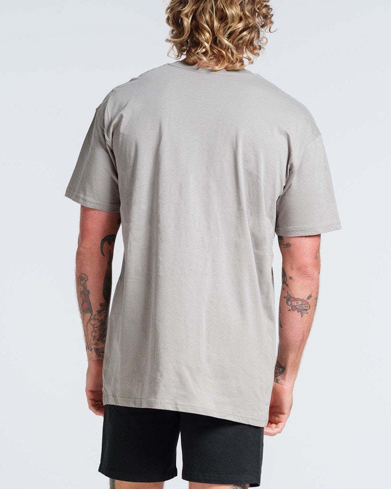 Coy Rise Tee