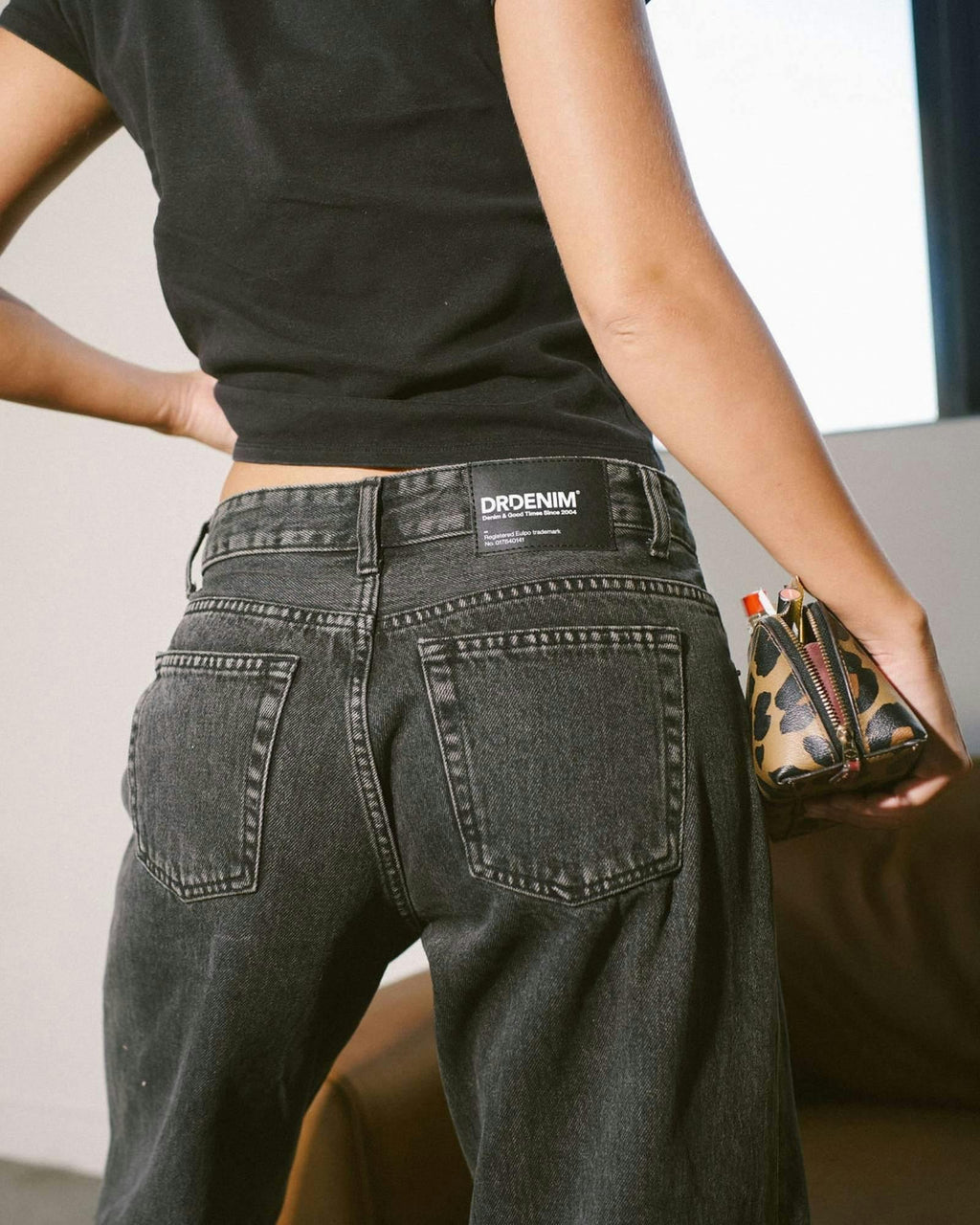 Hill Low Relaxed Jeans - Aged Black