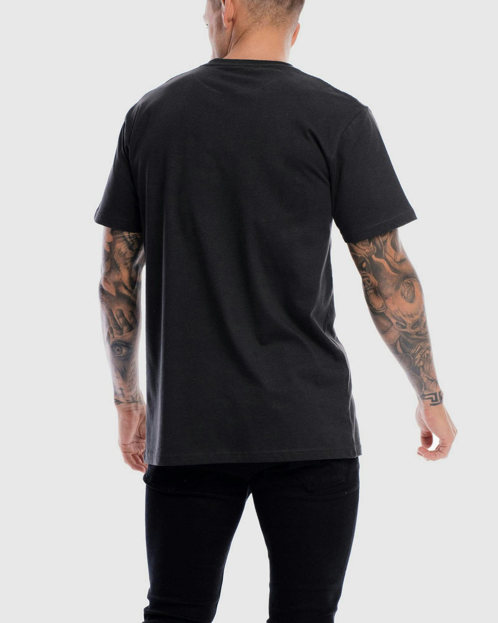 Saint Tee