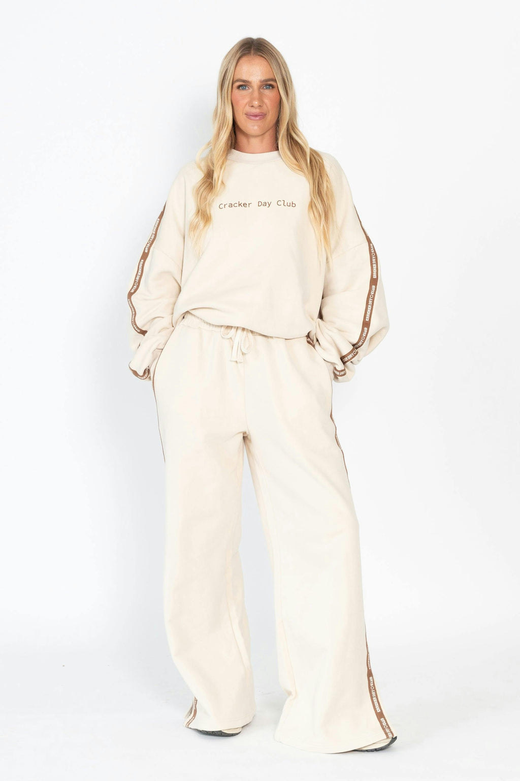Cloud Racer Sweatpants - Latte
