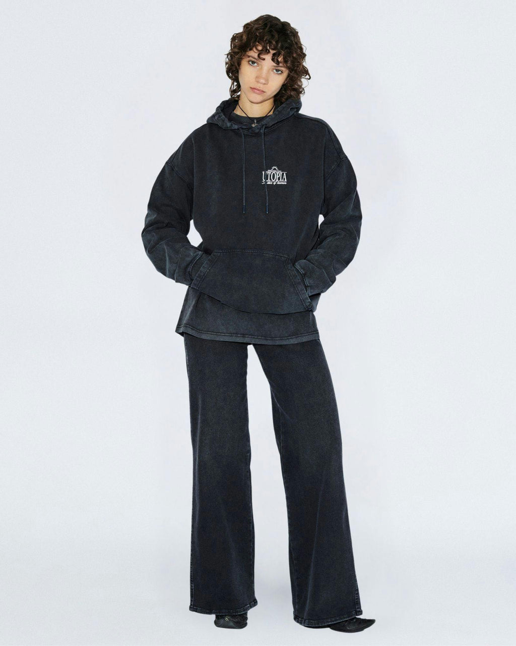 Aiden Hoodie - Washed Black Utopia