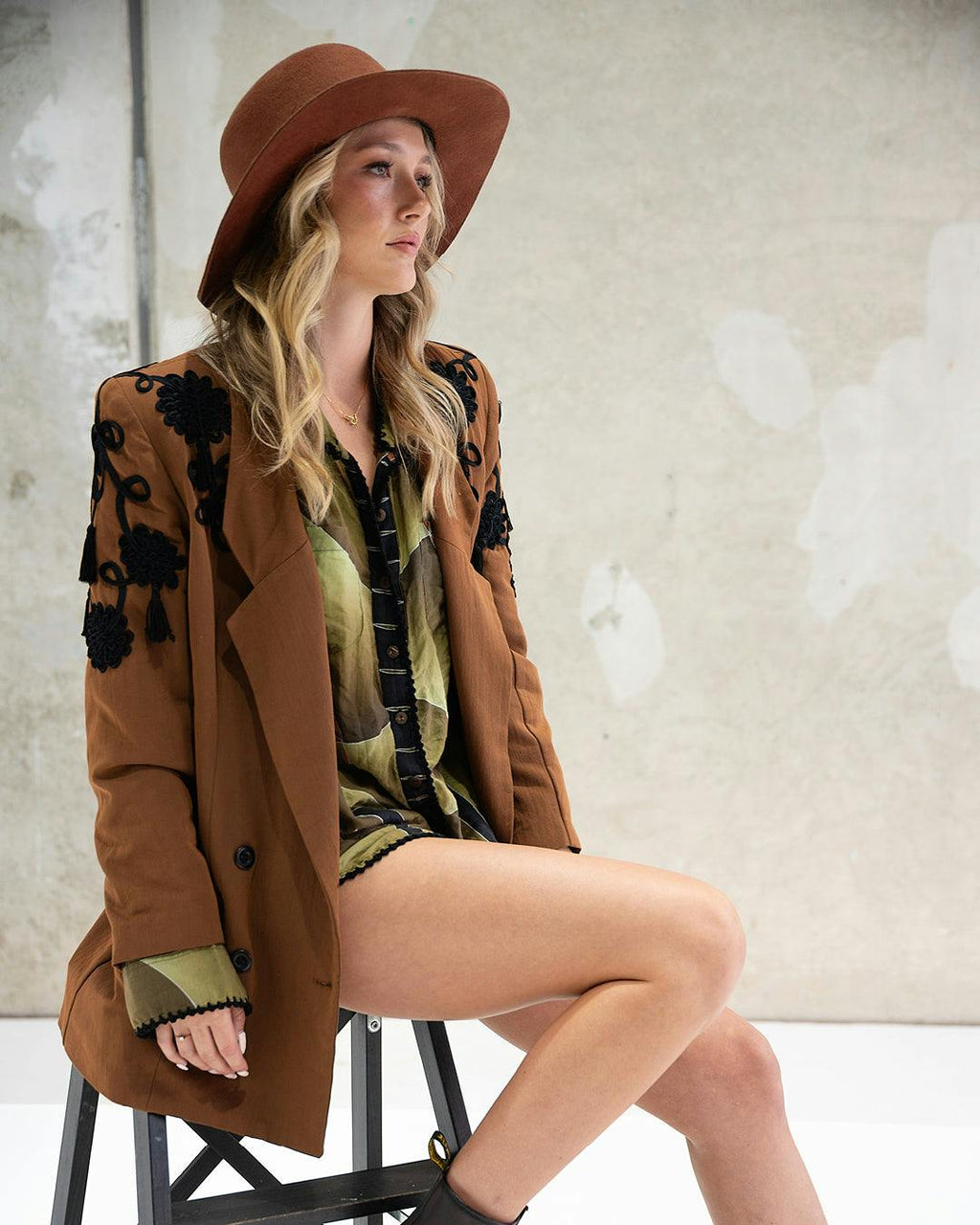 The Janis Felt Hat - Brown