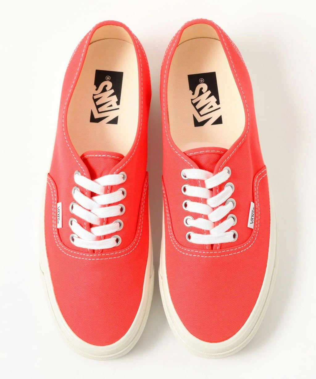 Vans Premium LX Authentic 44 in Diva Pink