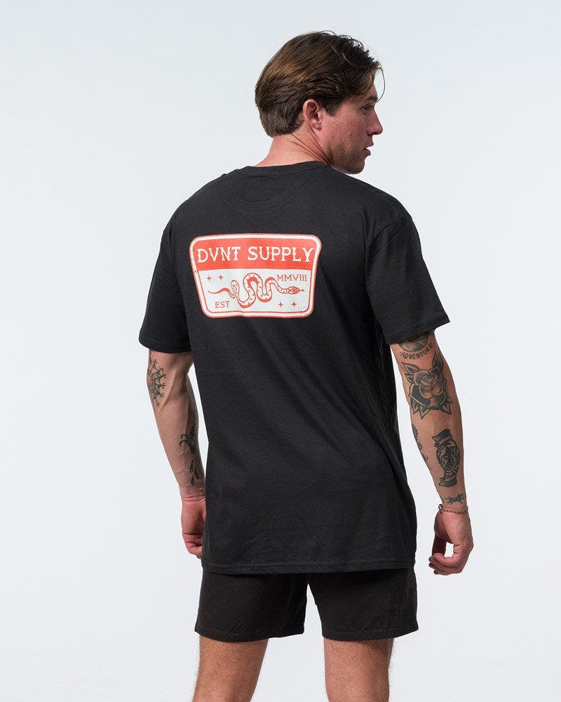Coiled Crest Tee