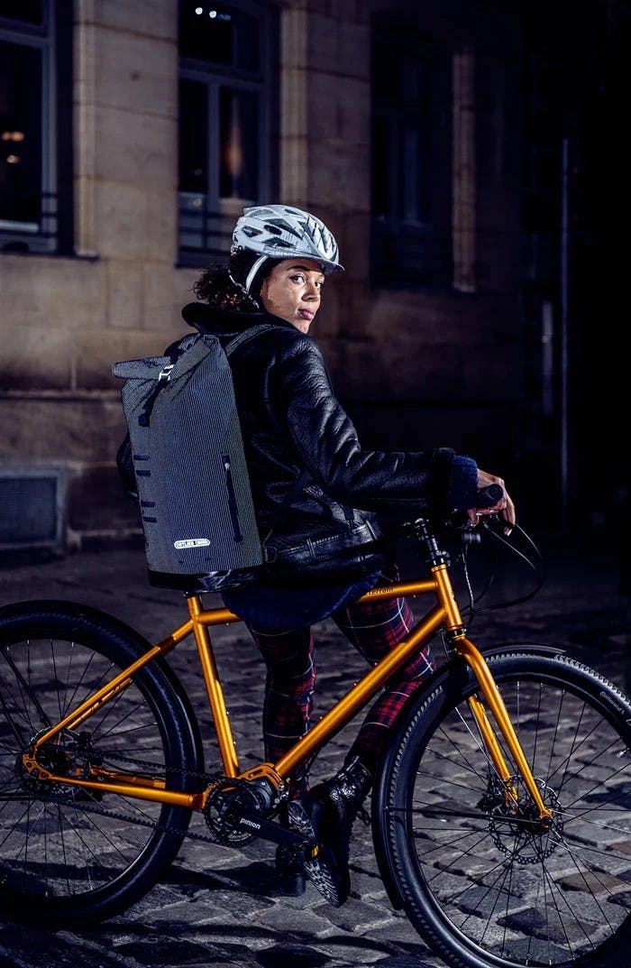 Commuter-Daypack High-Vis 21L Black
