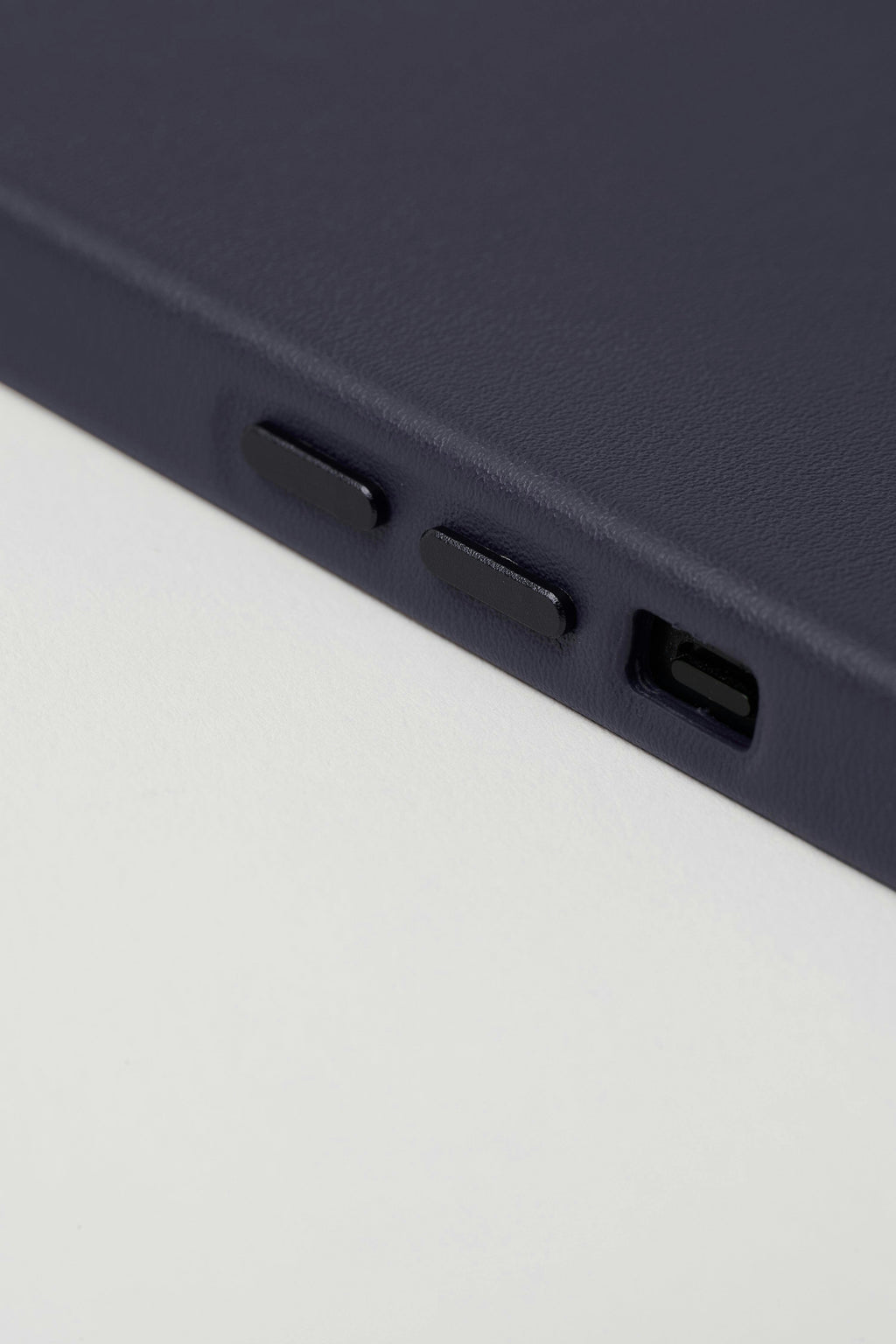 Vegan Leather iPhone 14 Case | Midnight