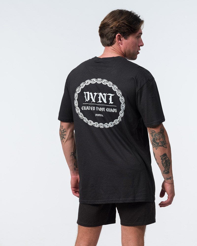 Saxon Chain Tee