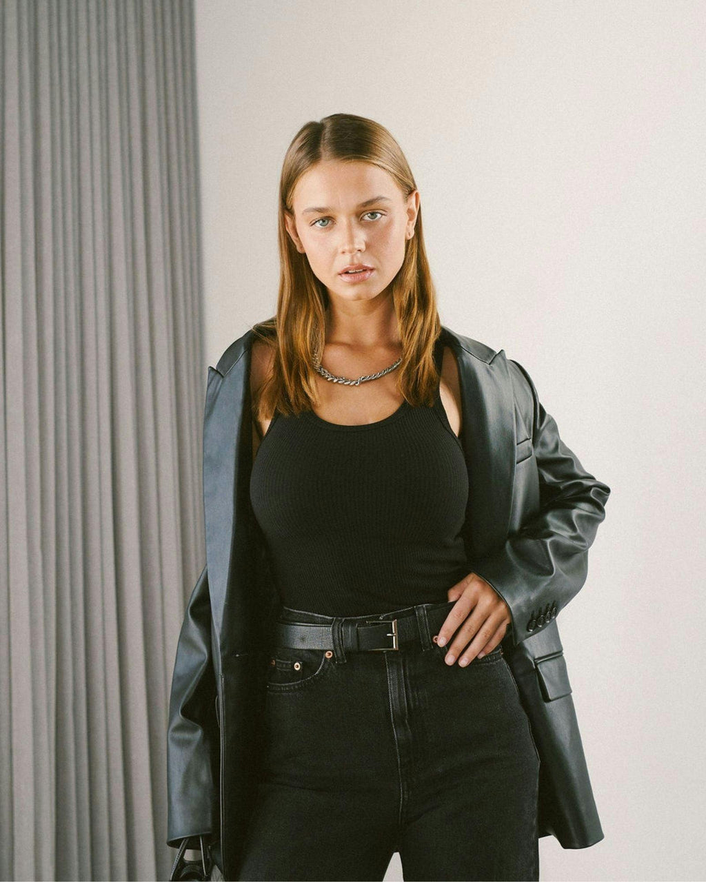 Echo High Straight Jeans - Tar Retro Black