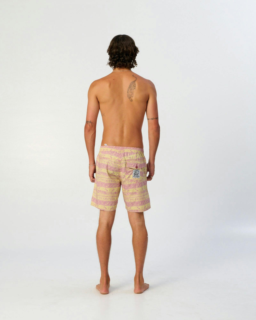 Myth 17" Trunk - Coral