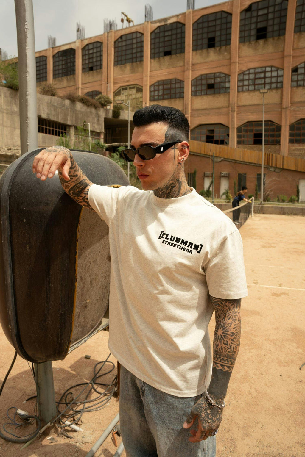 Clubman 'Driftwood Black' T-shirt SS25