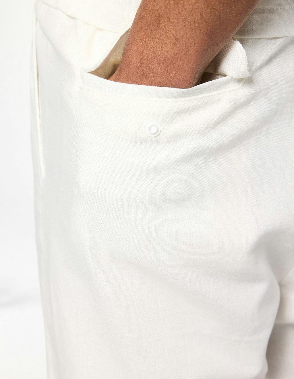 Rarefied Linen Shorts - White