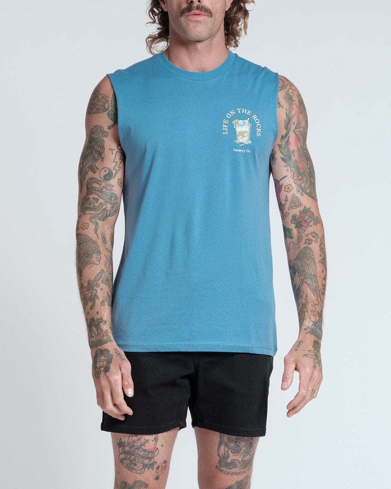 Life on the Rocks Tank