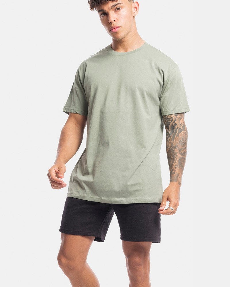 Vacant Tee