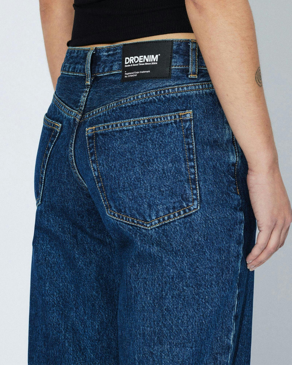Nika Mid Straight Jeans - Stream Dark Retro Vintage