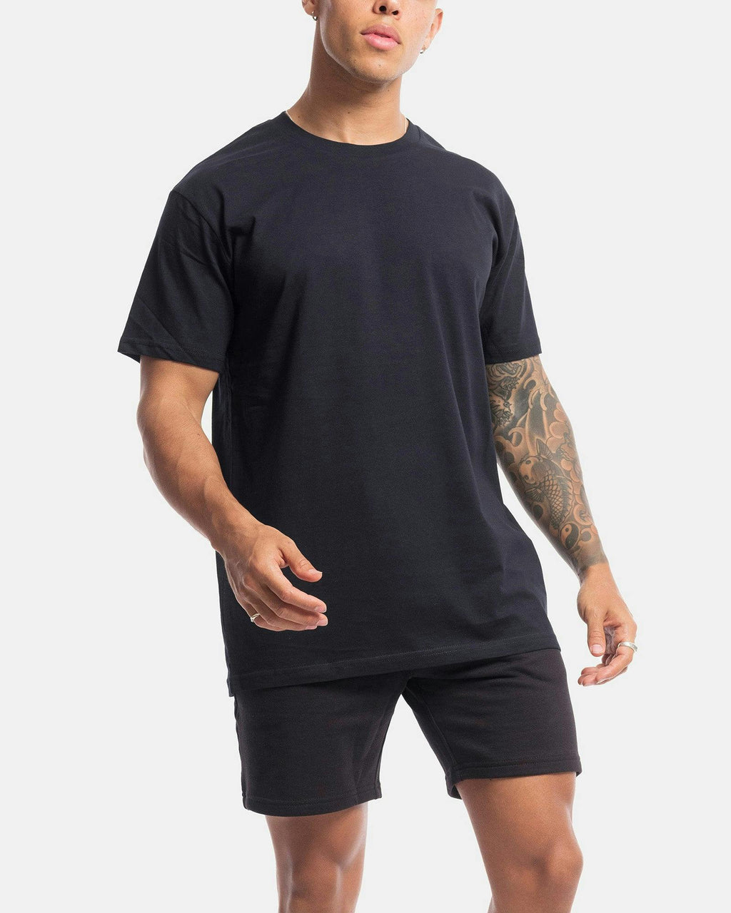 Vacant Tee
