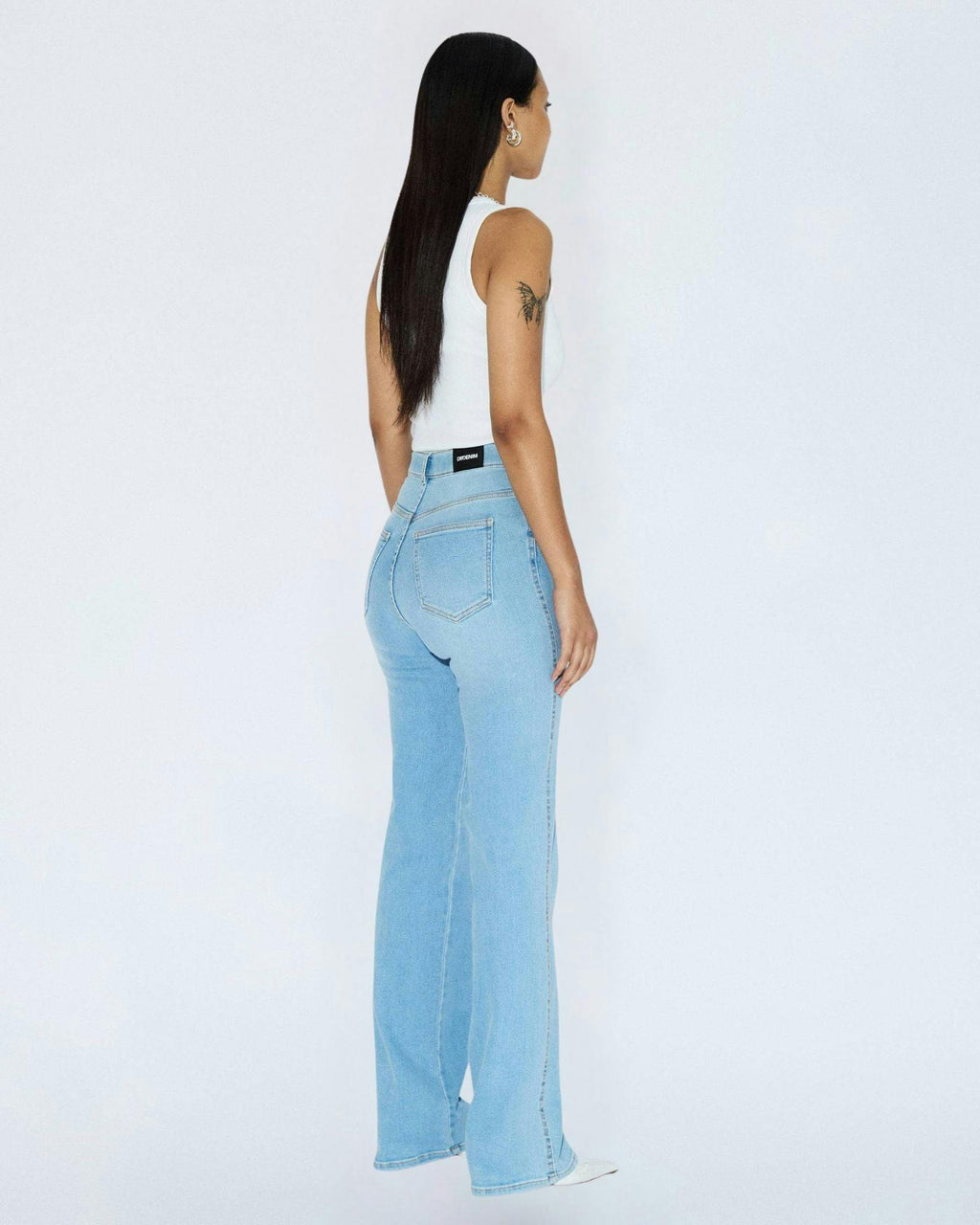 Moxy High Straight Jeans - Cape Pale Shade
