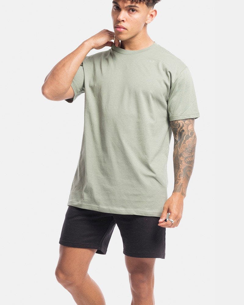Vacant Tee