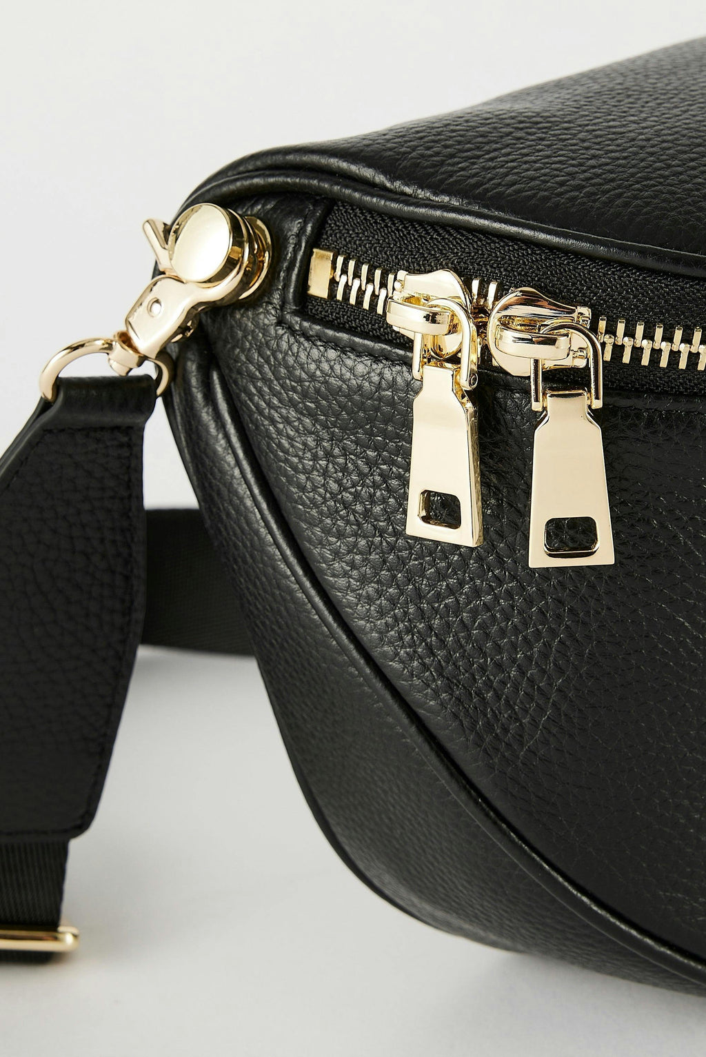 Luxury Leather Bumbag | Black Gold