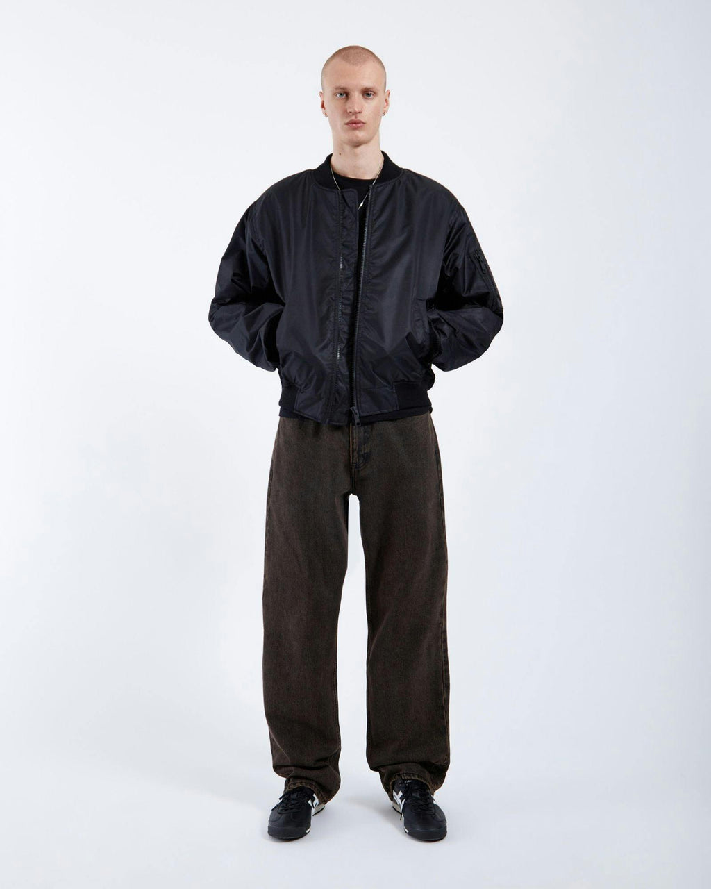 Omar Relaxed Jeans - Jet Brown