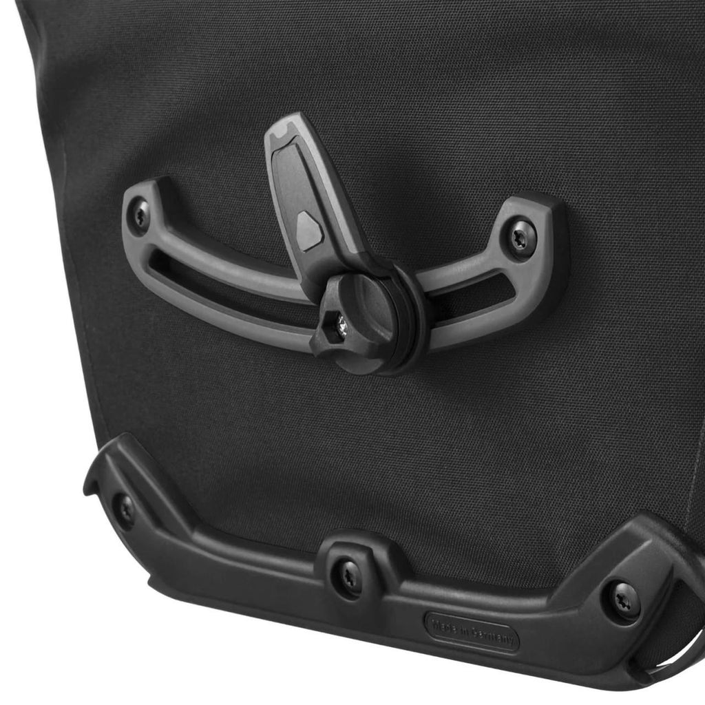 QL2.2 Back Roller Plus Black