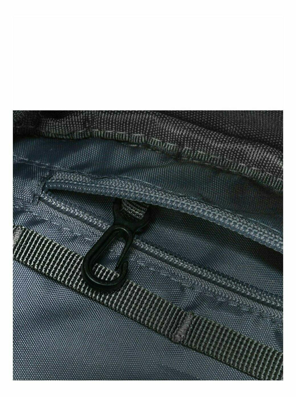 KILN HOODED ZIP TOP BACKPACK 22L