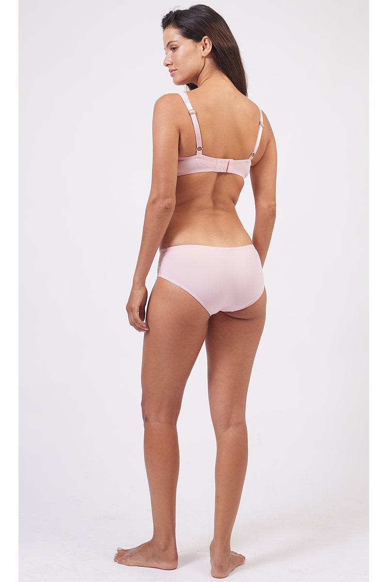 Capri Padded Bra