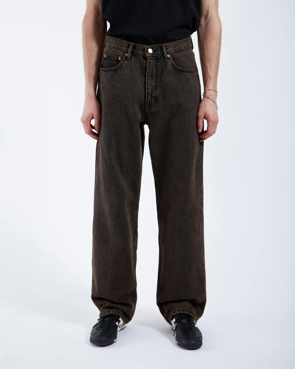 Omar Relaxed Jeans - Jet Brown