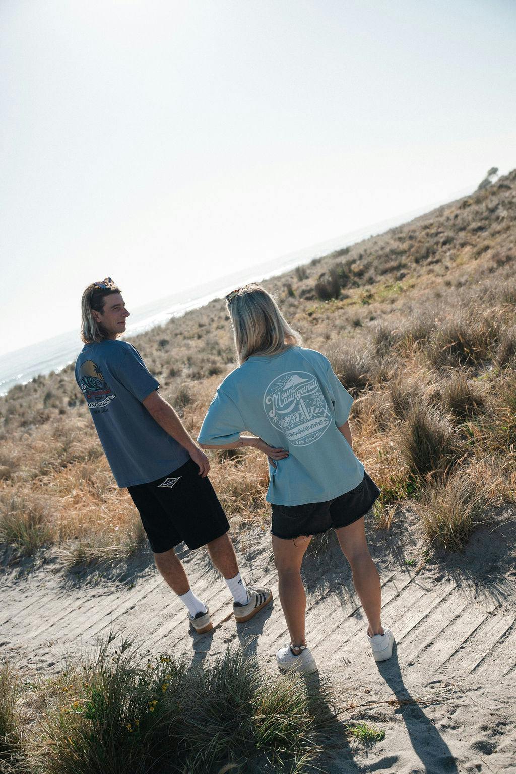 Mount Retro Women's Tee - Tropical Blue