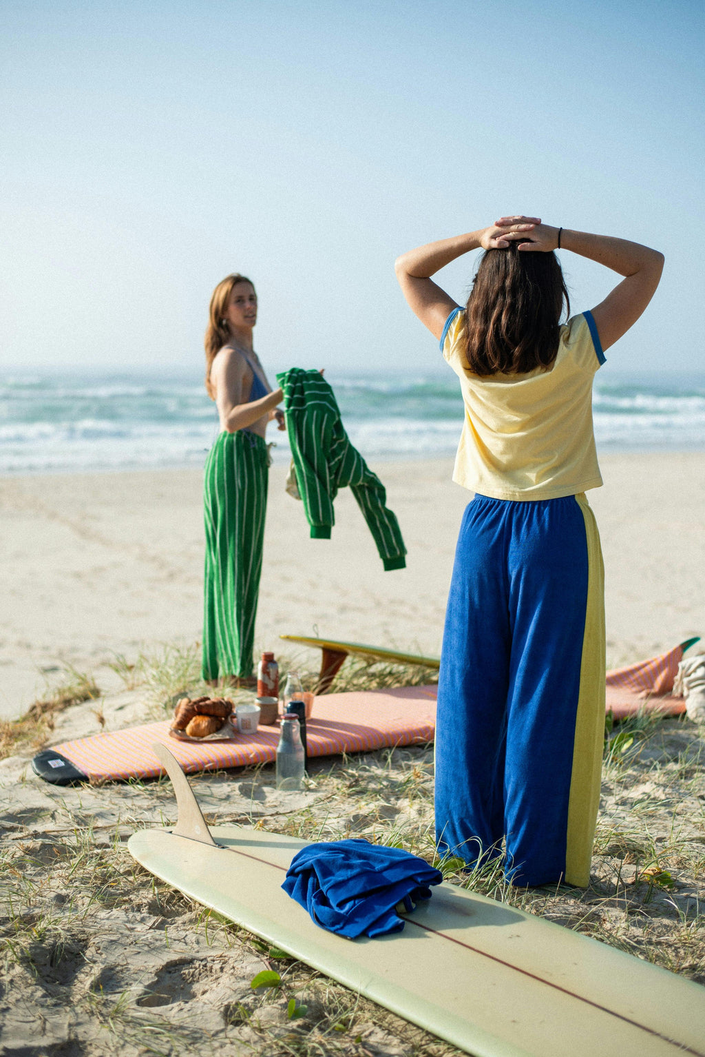 Après Surf Panel Pant in Blue & Yellow