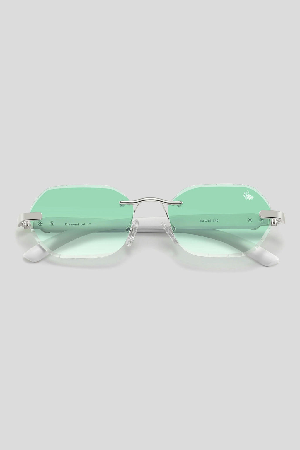 Diamond Cut Willow Green Silver | White