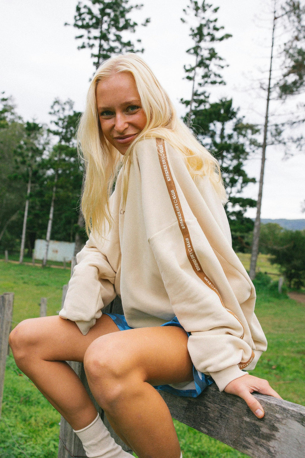 Cloud Racer Sweater - Latte