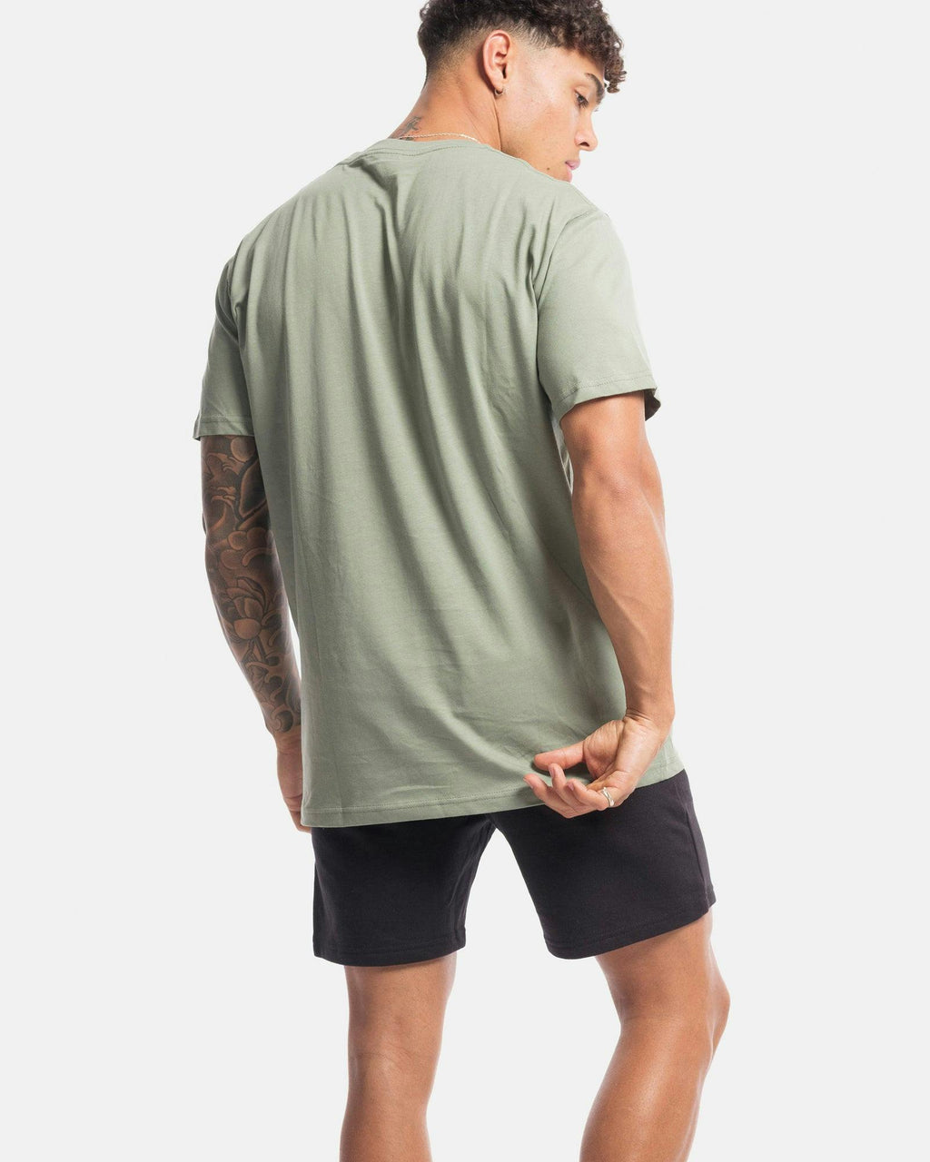 Straya Tee