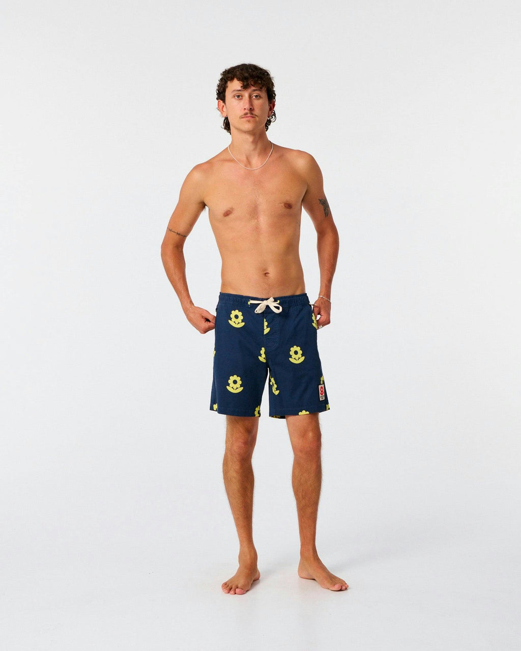 Sunflower 17" Trunk - Worker Blue