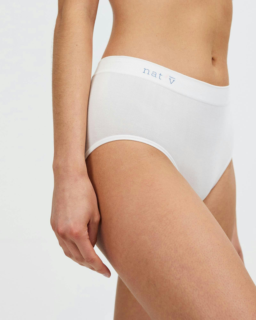 CLASSIC BRIEF - WHITE