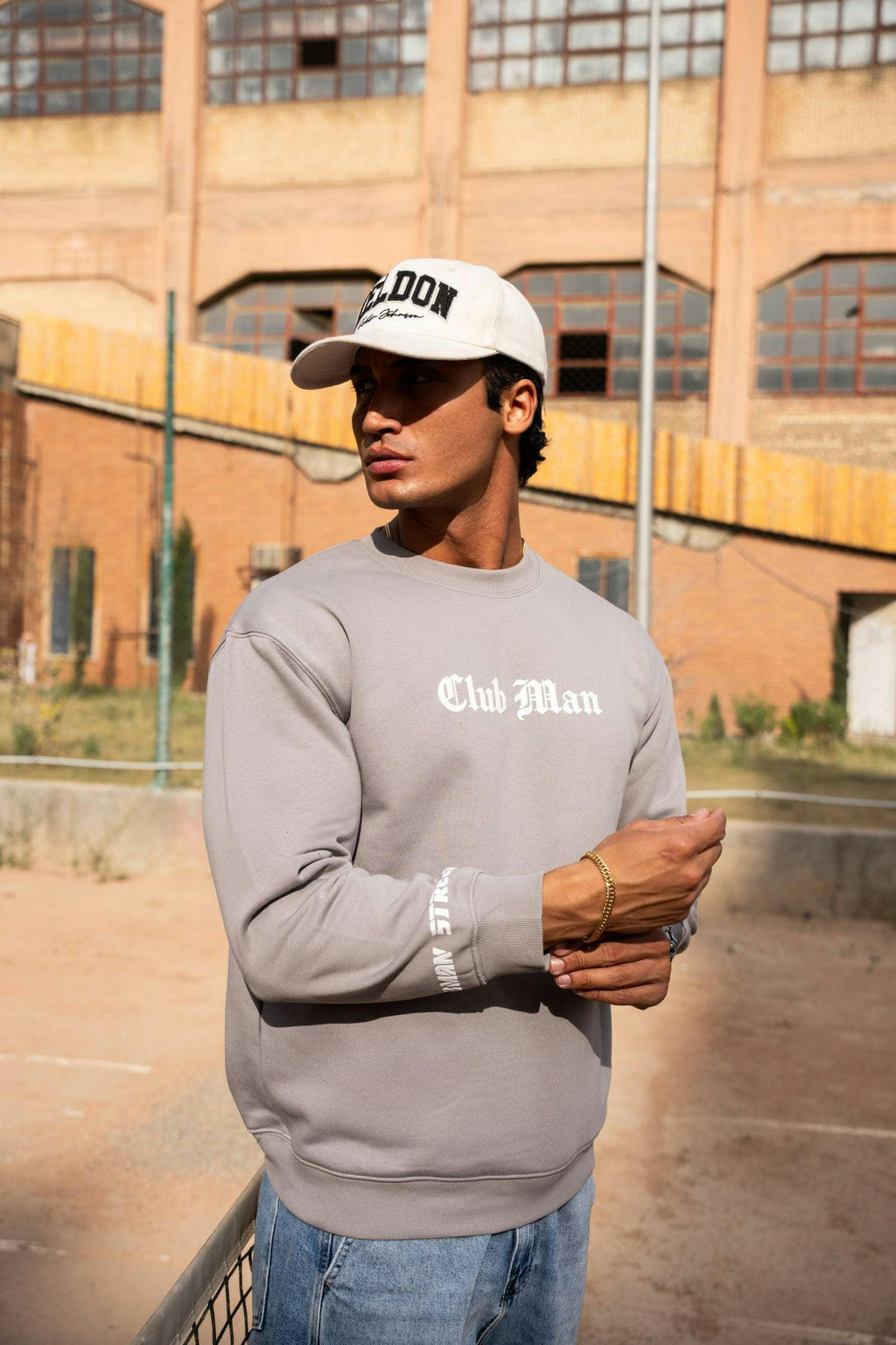Clubman ‘Signature Mist’ Sweater