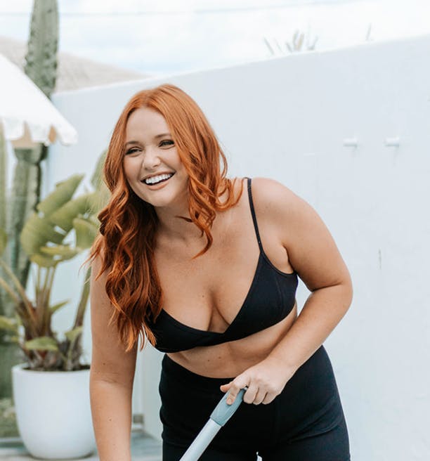 RIBBED BRALETTE - BLACK
