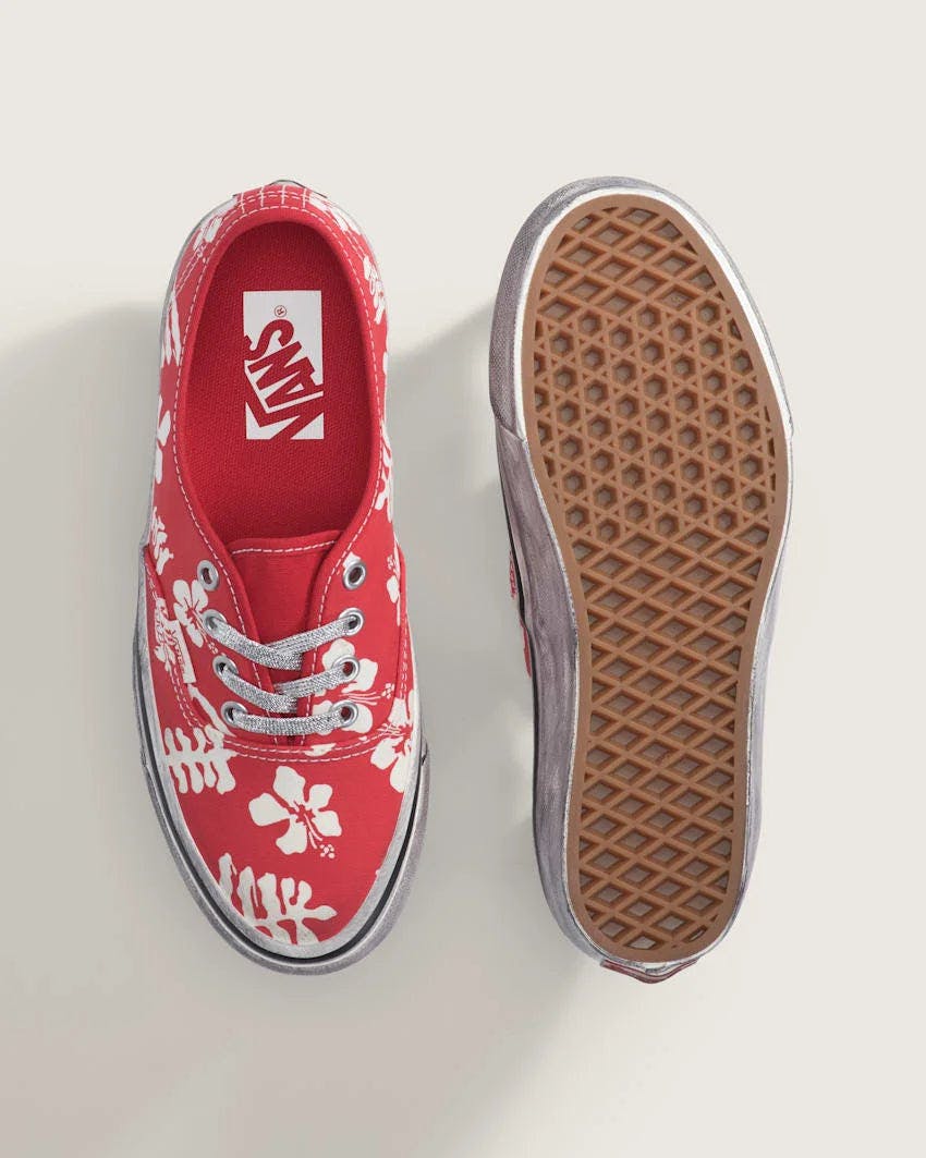 Vans Premium LX Authentic 44 in Archive Red Floral