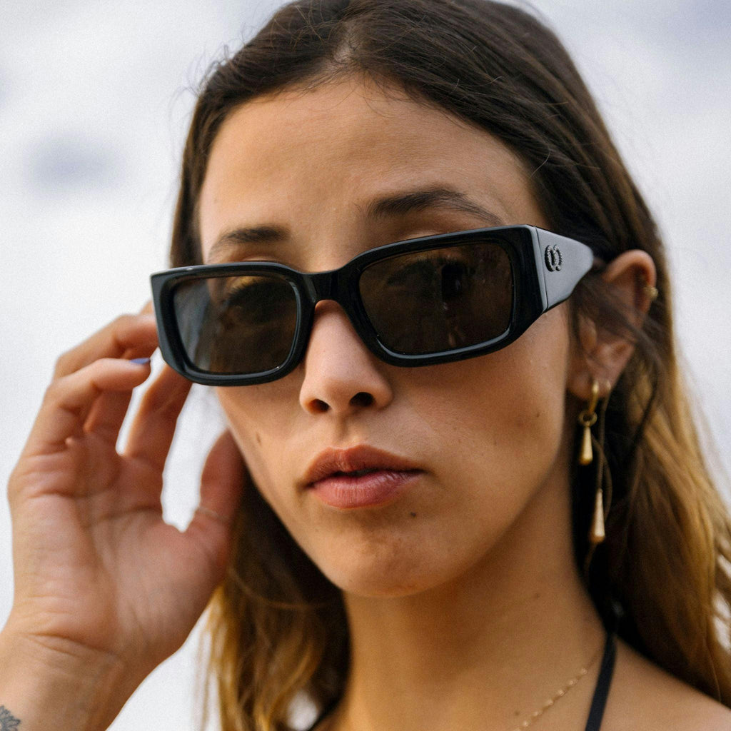 SoliTV Gloss Black | Amber Bio Lens