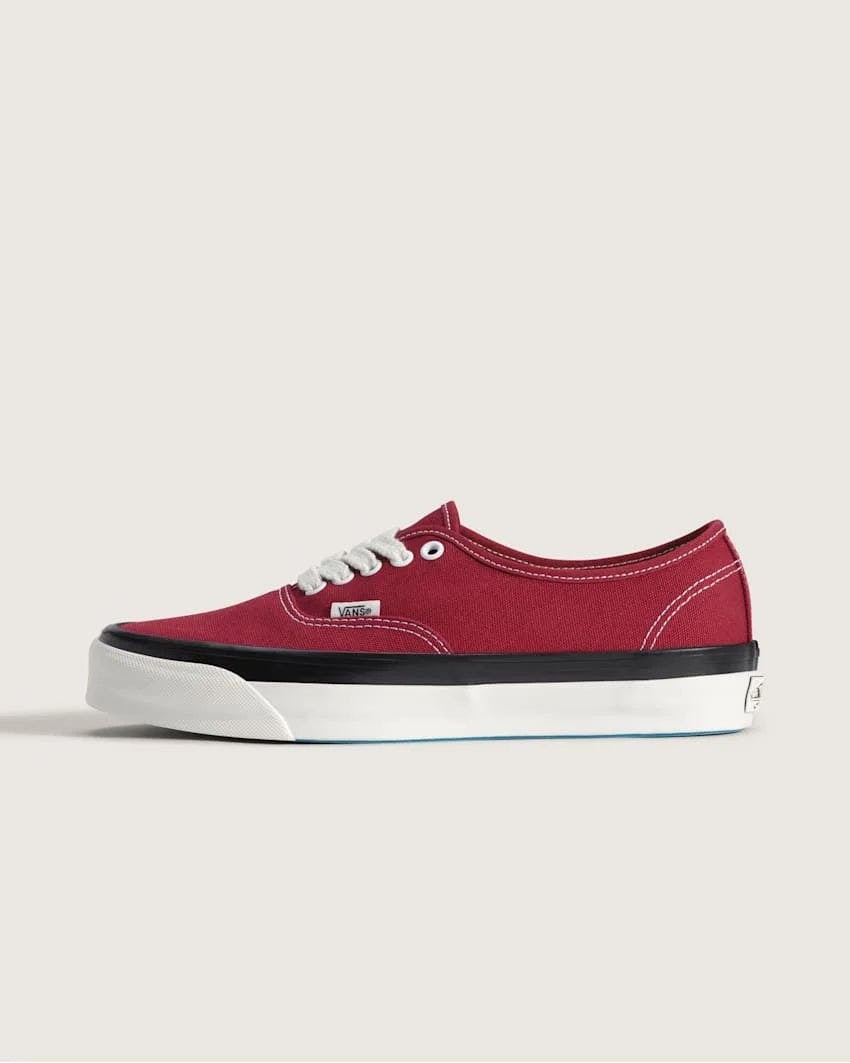 Vans Premium LX Authentic 44 Deck in Bordeaux Red