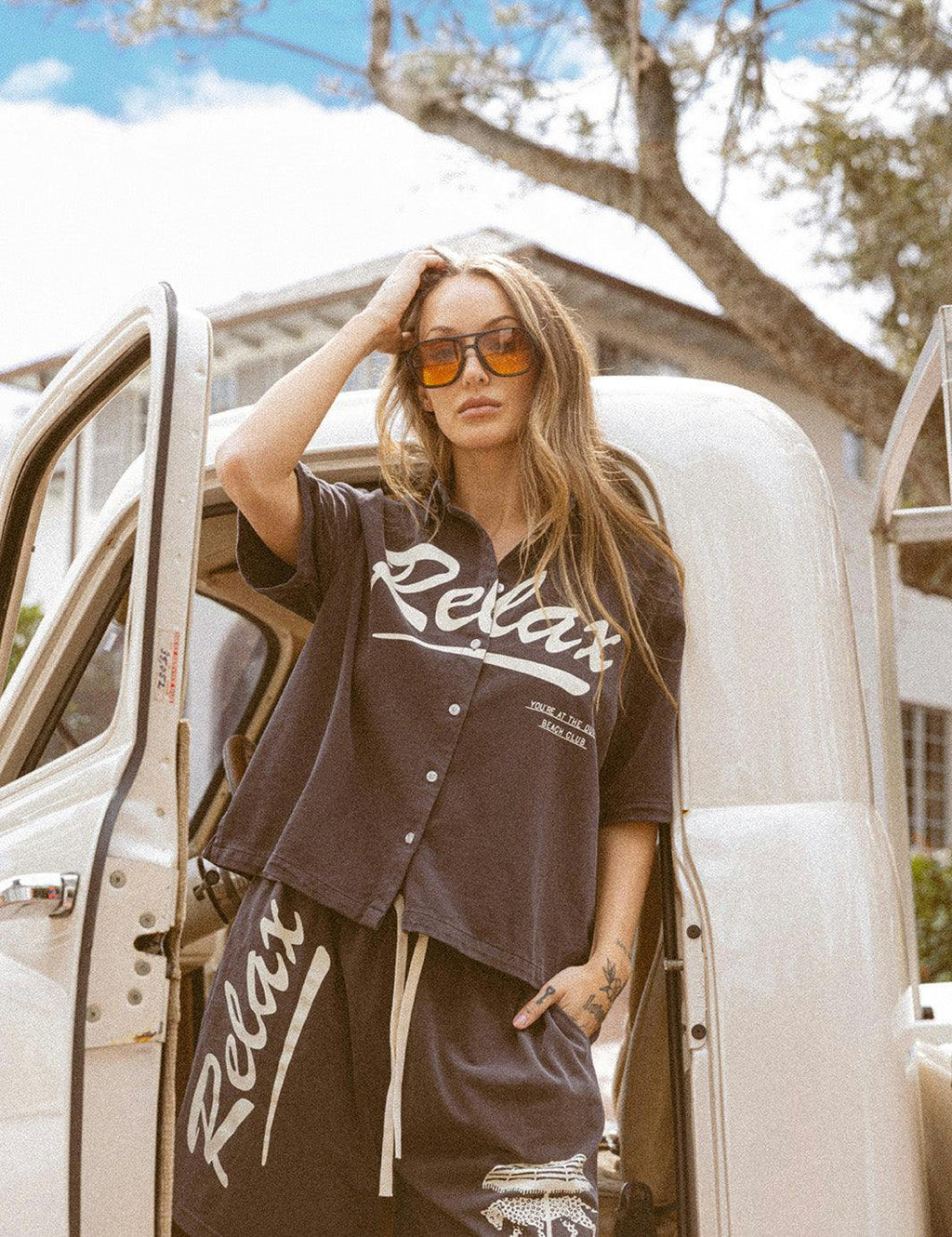 Relax Cotton Crop Buttonup - Black