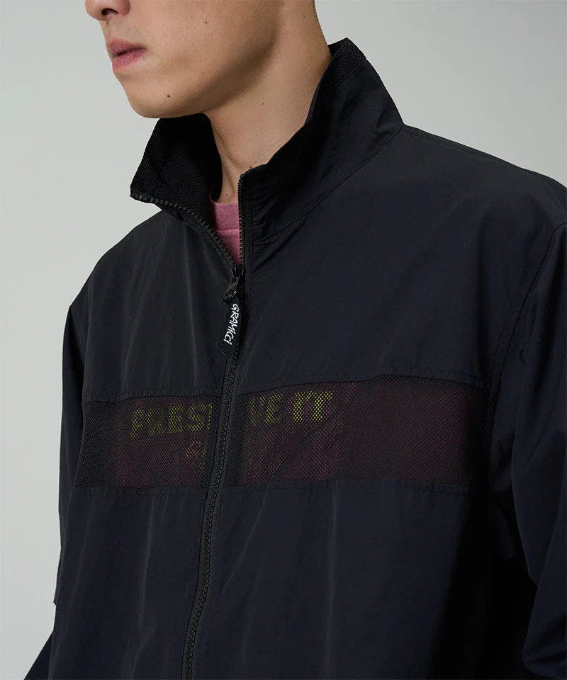 Gramicci Guide Jacket in Black