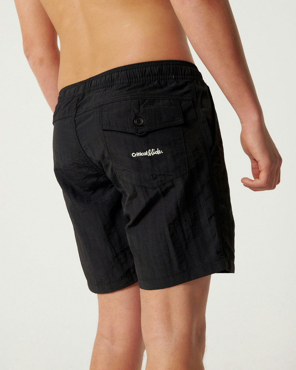 Nucleus 16" Trunk - Vintage Black