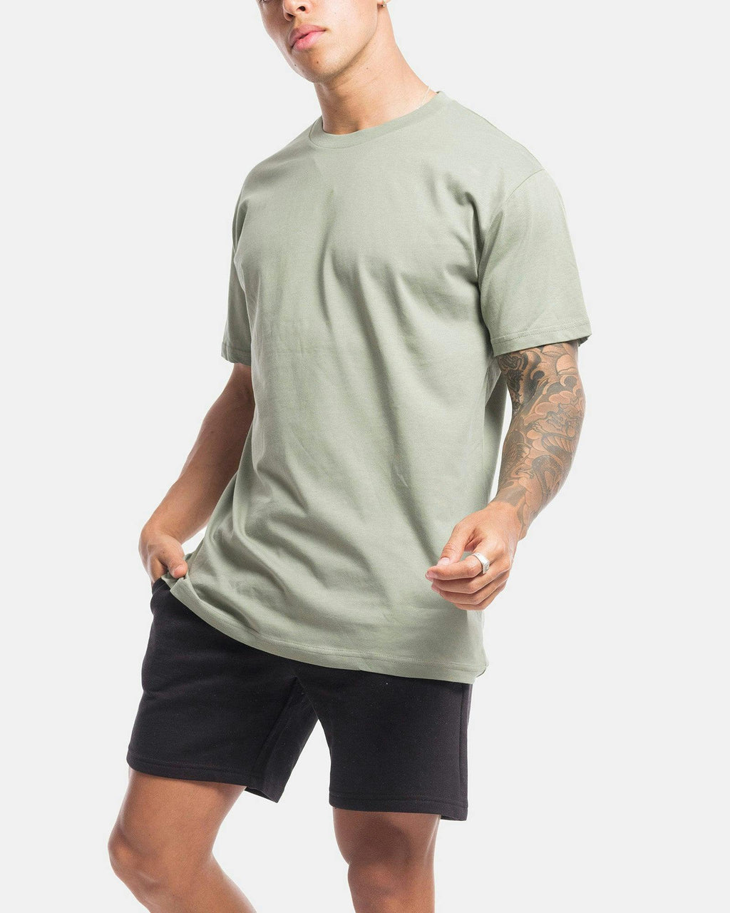 Vacant Tee