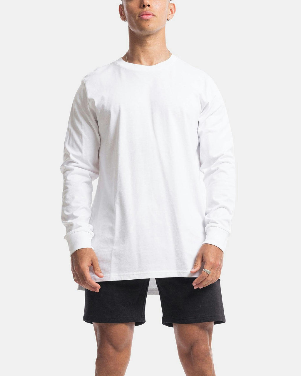 Vacant Long Sleeve Tee